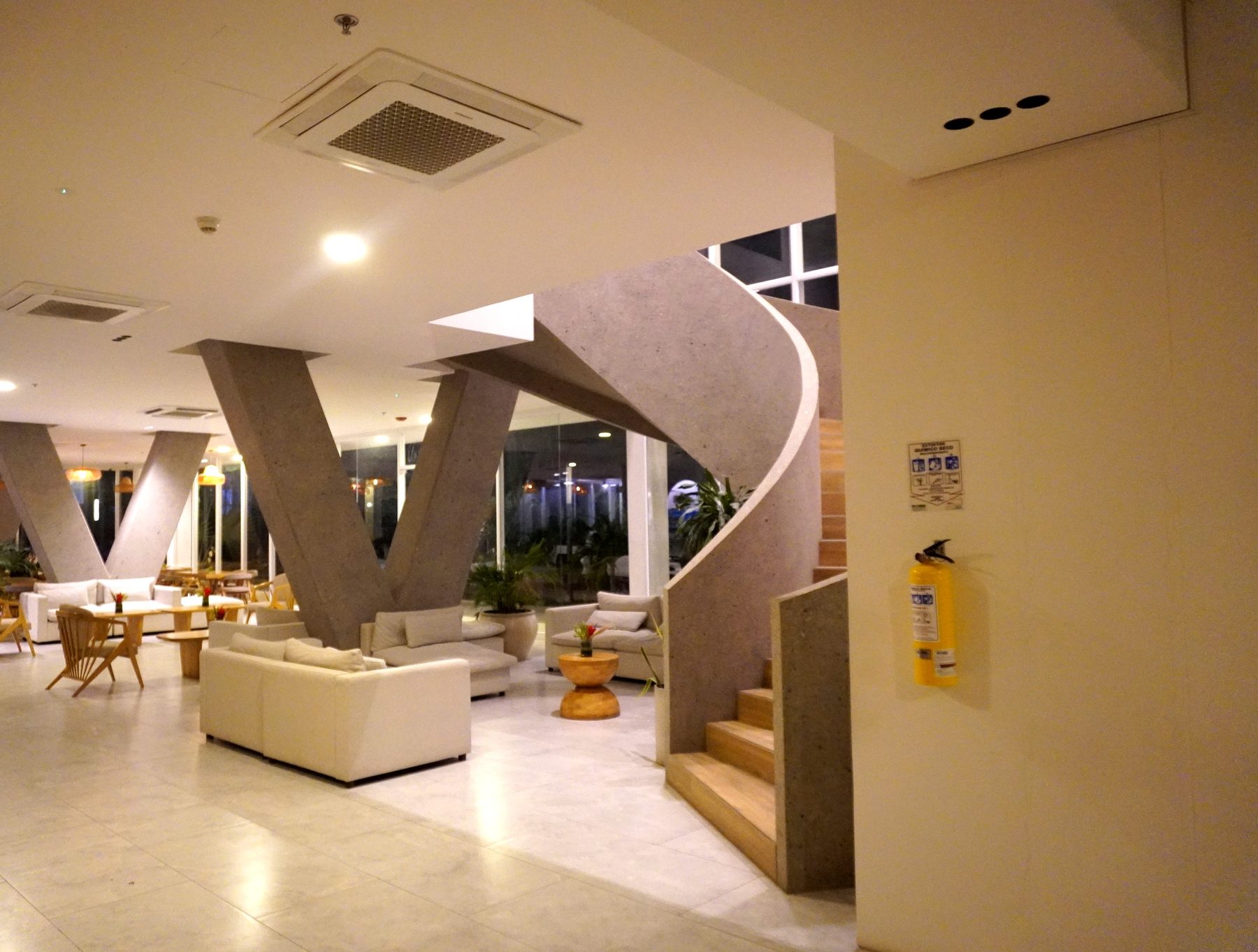 Lobby del Hotel Porto Horizonte